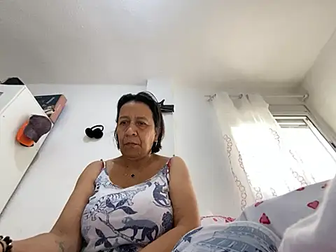 sweeviolet online show from 03.26.26