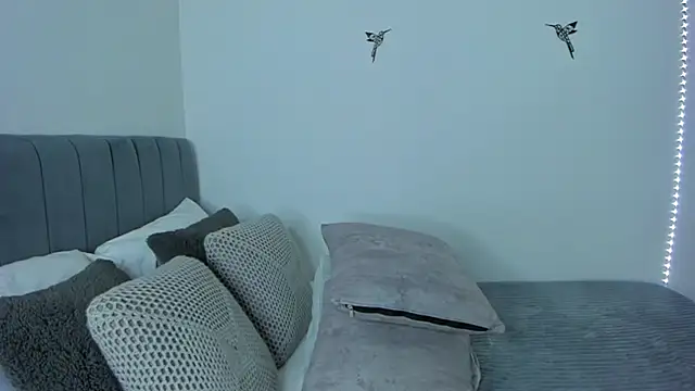 Snapshot of im_sarah34 chatting on 12.20.25 im sarah34 online show from 12.20.25