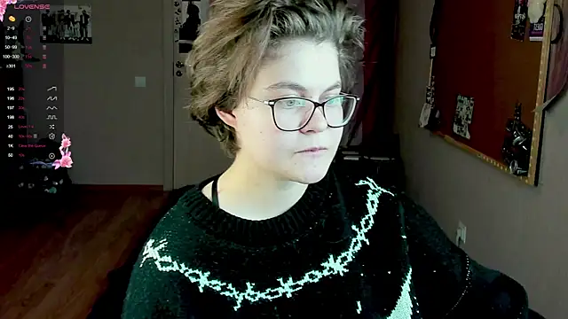 Snapshot of Sashy_Way chatting on 12.12.24 Sashy Way online show from 12.12.24