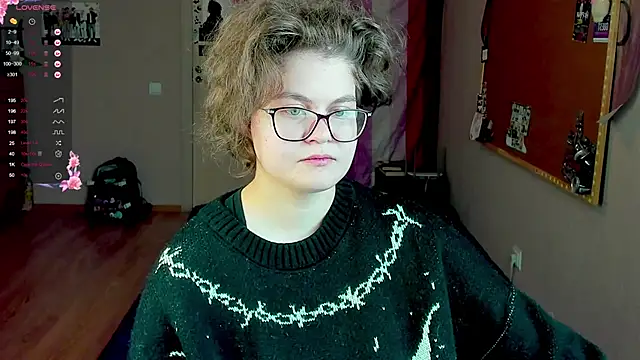 Snapshot of Sashy_Way chatting on 12.15.24 Sashy Way online show from 12.15.24