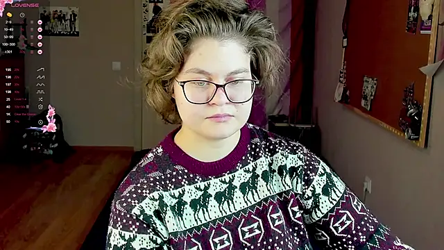 Snapshot of Sashy_Way chatting on 01.04.25 Sashy Way online show from 01.04.25