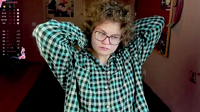 Snapshot of Sashy_Way chatting on 01.15.25 Sashy Way online show from 01.15.25