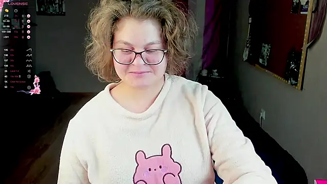 Snapshot of Sashy_Way chatting on 03.09.25 Sashy Way online show from 03.09.25