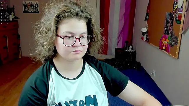 Snapshot of Sashy_Way chatting on 09.08.25 Sashy Way online show from 09.08.25