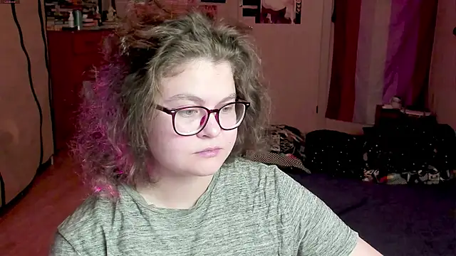 Snapshot of Sashy_Way chatting on 10.08.25 Sashy Way online show from 10.08.25