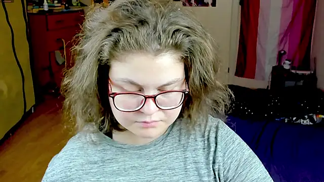 Snapshot of Sashy_Way chatting on 10.09.25 Sashy Way online show from 10.09.25