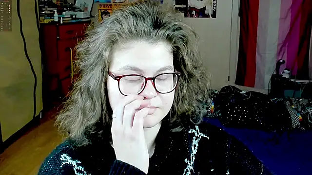 Snapshot of Sashy_Way chatting on 10.24.25 Sashy Way online show from 10.24.25