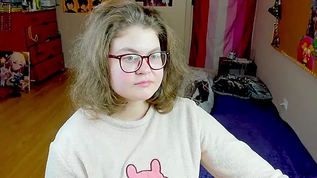 Snapshot of Sashy_Way chatting on 12.13.25 Sashy Way online show from 12.13.25