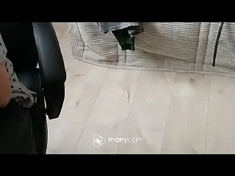 Snapshot of lolacharly@xh chatting on 02.24.25 lolacharlyxh online show from 02.24.25