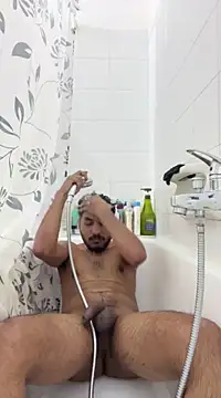 Snapshot of vinzpnr210 chatting on 12.16.24 vinzpnr210 online show from 12.16.24