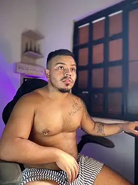 Snapshot of Naughty_Charly chatting on 03.08.26 Naughty Charly online show from 03.08.26