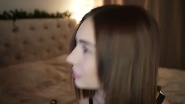 Snapshot of LindaWarners chatting on 01.31.25 LindaWarners online show from 01.31.25