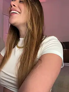 Snapshot of Condes_carmen chatting on 12.17.24 Condes carmen online show from 12.17.24