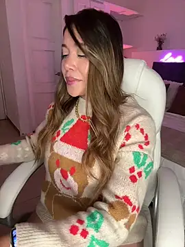 Snapshot of Condes_carmen chatting on 12.24.24 Condes carmen online show from 12.24.24