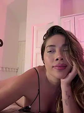 Snapshot of Condes_carmen chatting on 01.25.25 Condes carmen online show from 01.25.25