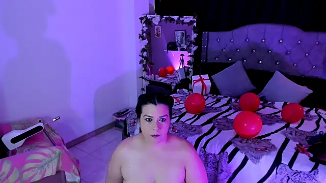 martina foxy  online show from 02.14.25