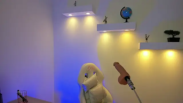 martina foxy  online show from 10.12.25