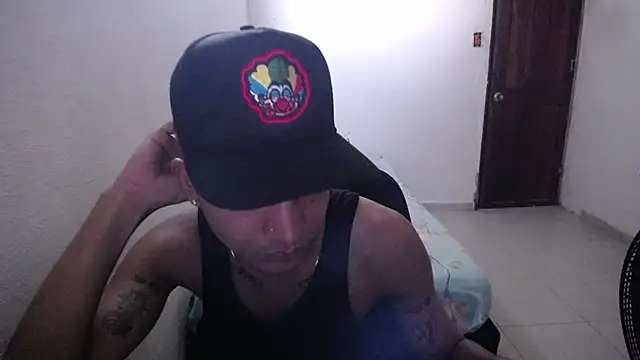 Snapshot of Sxntisaul__ chatting on 02.05.25 Sxntisaul online show from 02.05.25