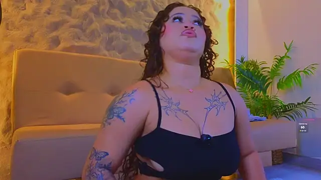 Snapshot of Isa__Blanc chatting on 11.26.25 Isa Blanc online show from 11.26.25