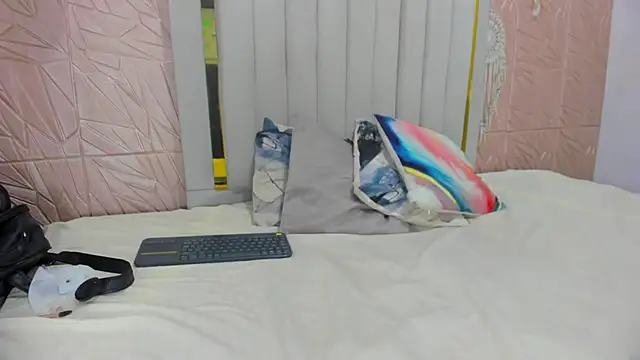 Snapshot of Ammy_Connor1 chatting on 11.05.25 Ammy Connor1 online show from 11.05.25