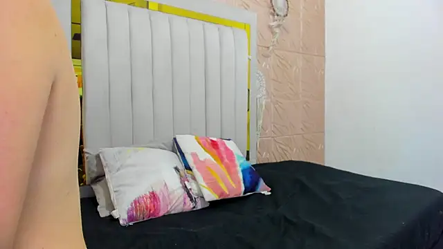 Snapshot of Ammy_Connor1 chatting on 11.15.25 Ammy Connor1 online show from 11.15.25