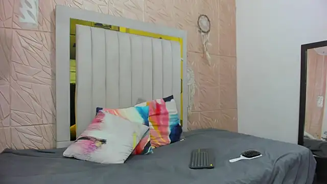 Snapshot of Ammy_Connor1 chatting on 11.22.25 Ammy Connor1 online show from 11.22.25