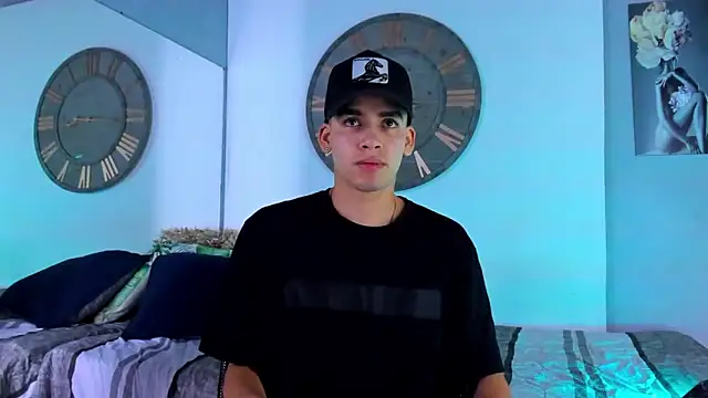 Mike 0233  online show from 12.22.24