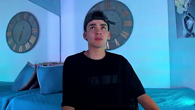 Mike 0233  online show from 01.09.25