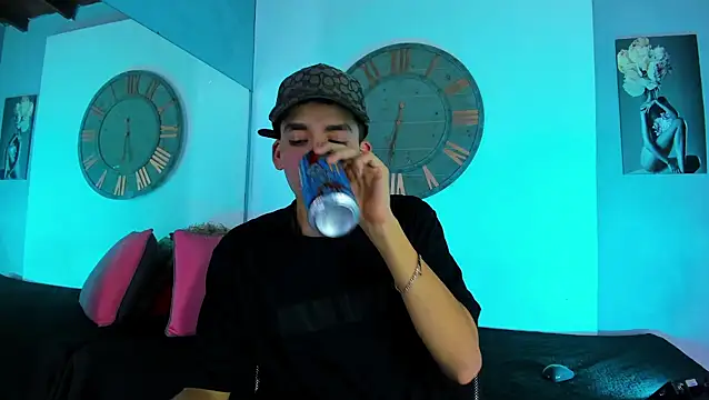 Mike 0233  online show from 01.24.25