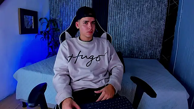 Mike 0233  online show from 09.14.25