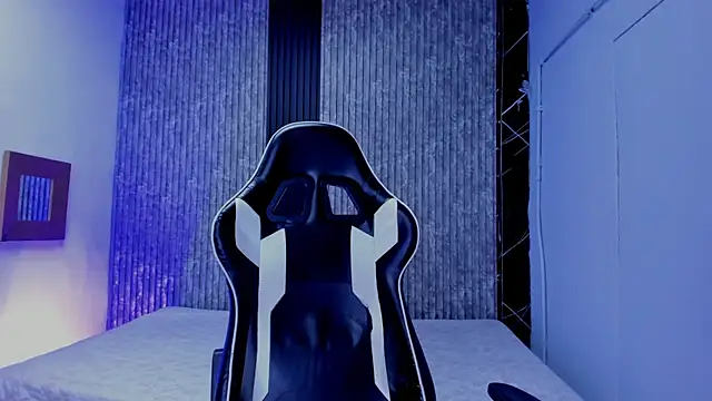 Mike 0233  online show from 11.25.25