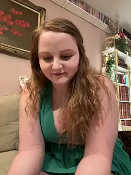 Snapshot of GingerSnap33 chatting on 01.14.25 GingerSnap33 online show from 01.14.25