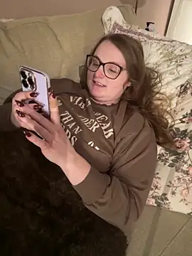 Snapshot of GingerSnap33 chatting on 01.19.25 GingerSnap33 online show from 01.19.25