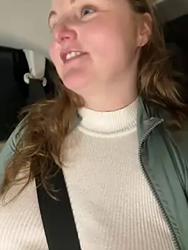 Snapshot of GingerSnap33 chatting on 02.28.25 GingerSnap33 online show from 02.28.25