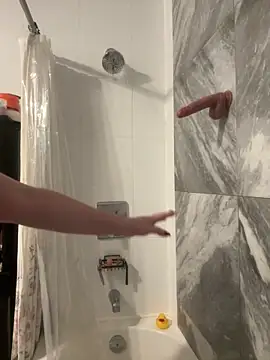 Snapshot of GingerSnap33 chatting on 09.11.25 GingerSnap33 online show from 09.11.25