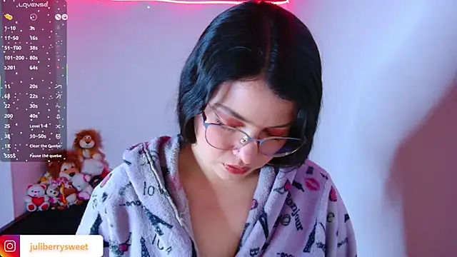 juli05star20 online show from 11.09.25