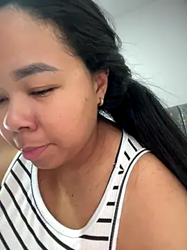 XMara online show from 11.05.25