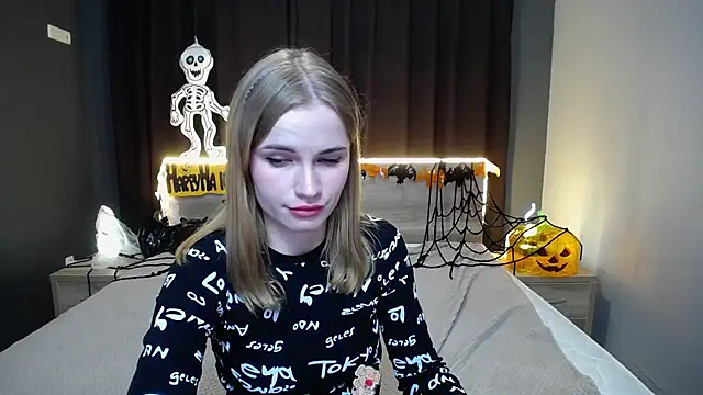 MargaritaKiss online show from 10.22.25