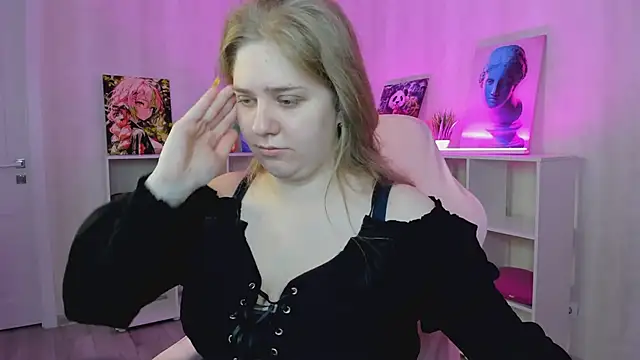 Megan Violer online show from 06.30.26