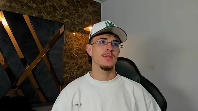 CodyWalkerR online show from 04.05.26