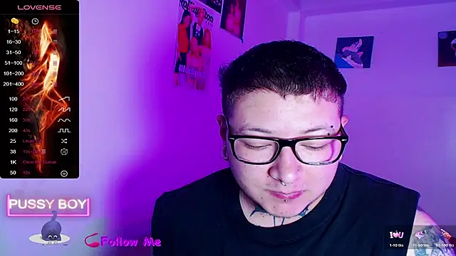 Snapshot of princeFtm chatting on 11.23.25 princeFtm online show from 11.23.25