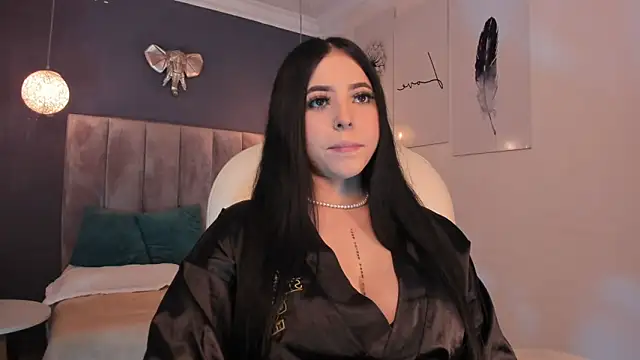 Snapshot of Maaiitee chatting on 12.04.24 Maaiitee online show from 12.04.24