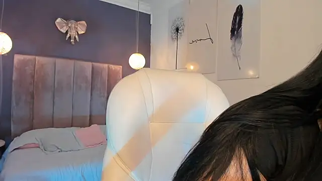 Snapshot of Maaiitee chatting on 03.09.25 Maaiitee online show from 03.09.25