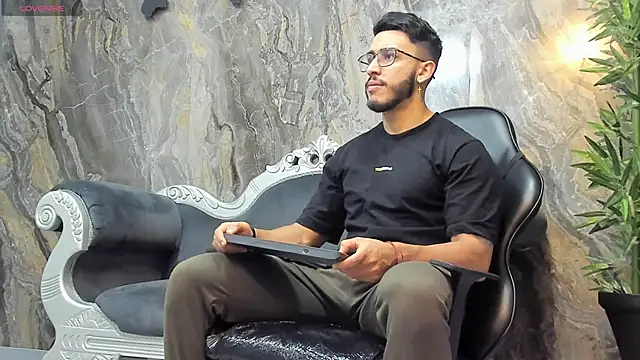 Liam Kleiin online show from 01.21.25