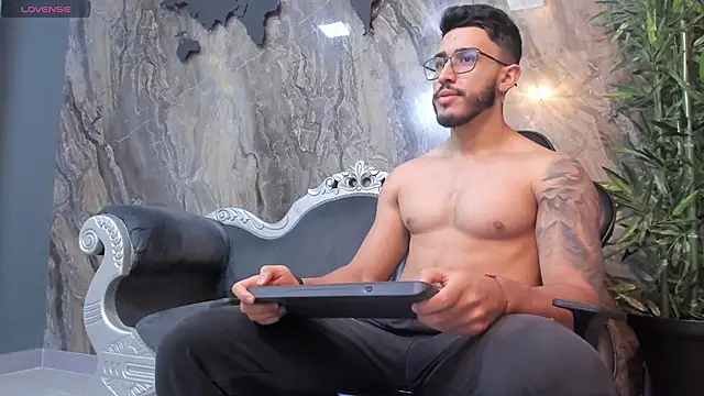 Liam Kleiin online show from 02.27.25