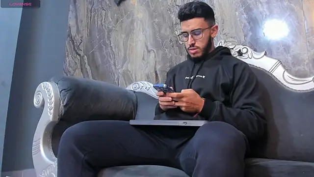 Liam Kleiin online show from 03.18.25