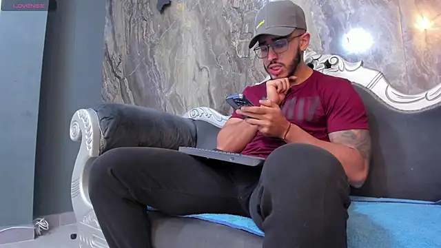 Liam Kleiin online show from 03.22.25