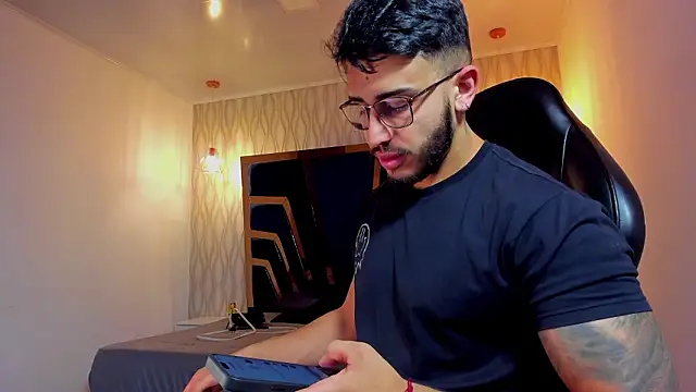 Liam Kleiin online show from 03.05.26