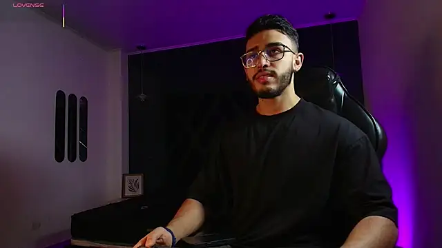 Liam Kleiin online show from 04.09.26