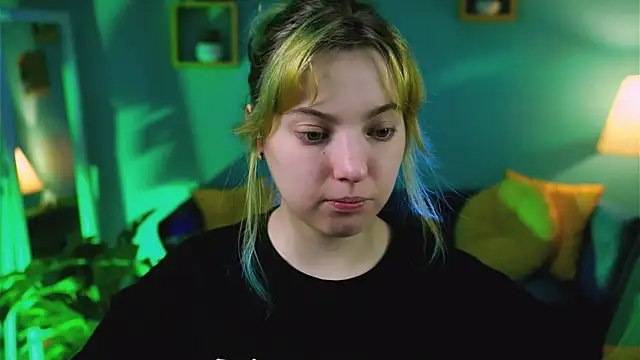 Snapshot of RocKStone_ chatting on 04.11.26 RocKStone online show from 04.11.26